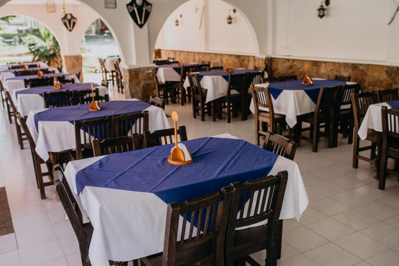 Hotel El Castillo Чинаута Екстер'єр фото