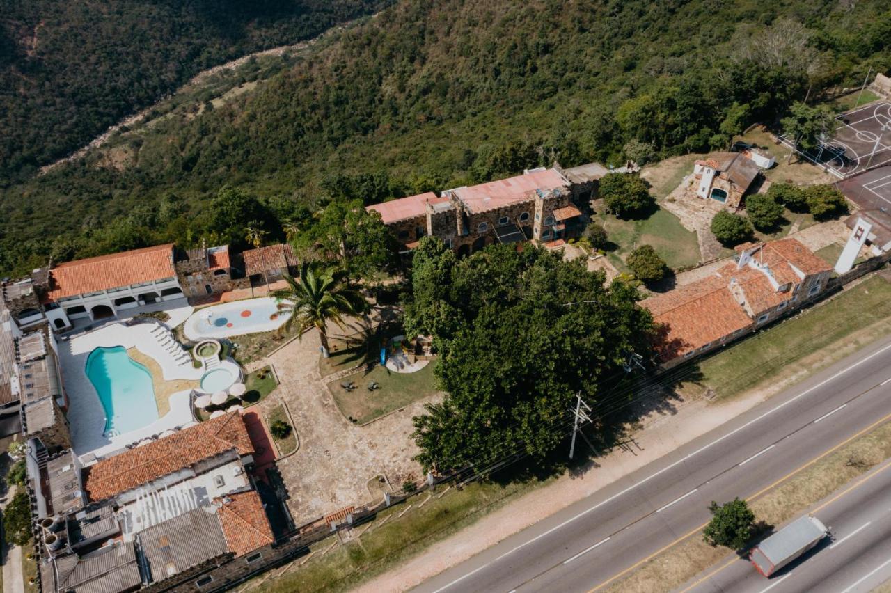 Hotel El Castillo Чинаута Екстер'єр фото