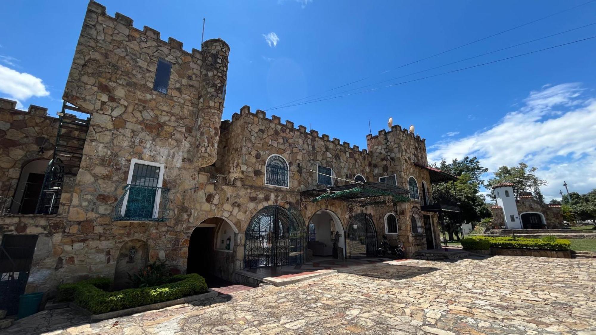 Hotel El Castillo Чинаута Екстер'єр фото