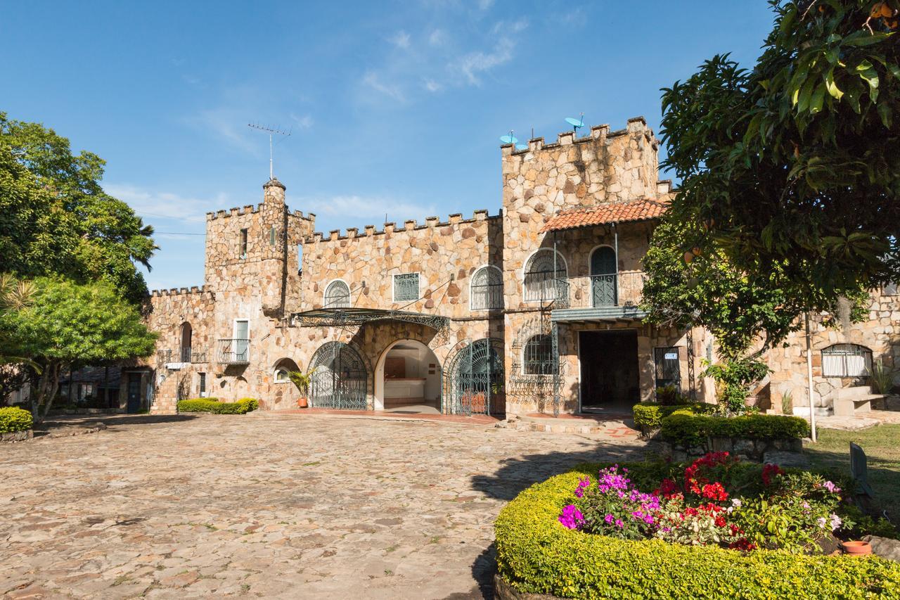 Hotel El Castillo Чинаута Екстер'єр фото