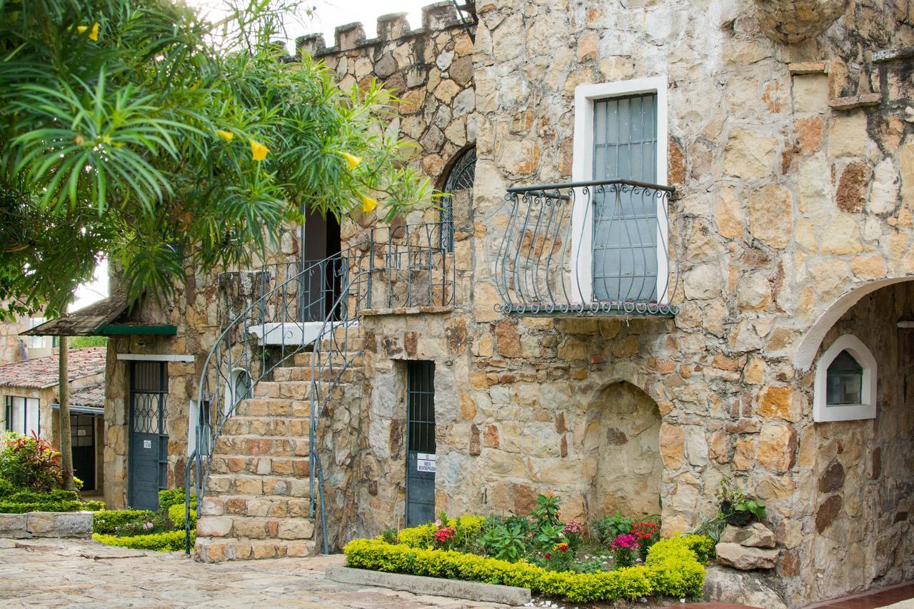 Hotel El Castillo Чинаута Екстер'єр фото