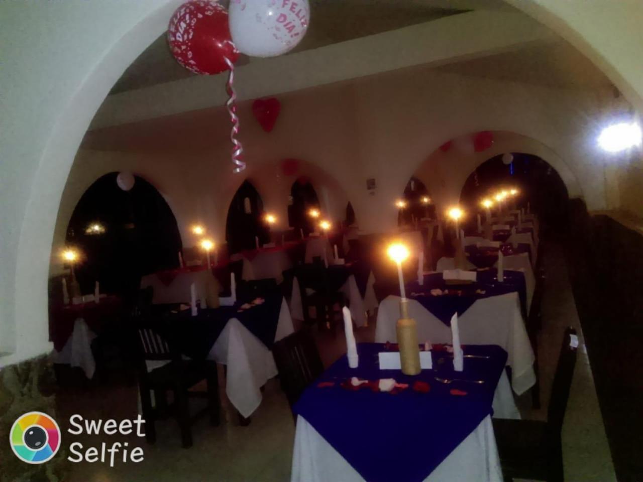Hotel El Castillo Чинаута Екстер'єр фото
